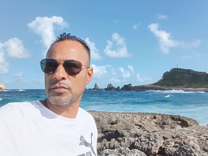 Carlos-alberto - Liesville-sur-Douve - Manche | Plan cul
